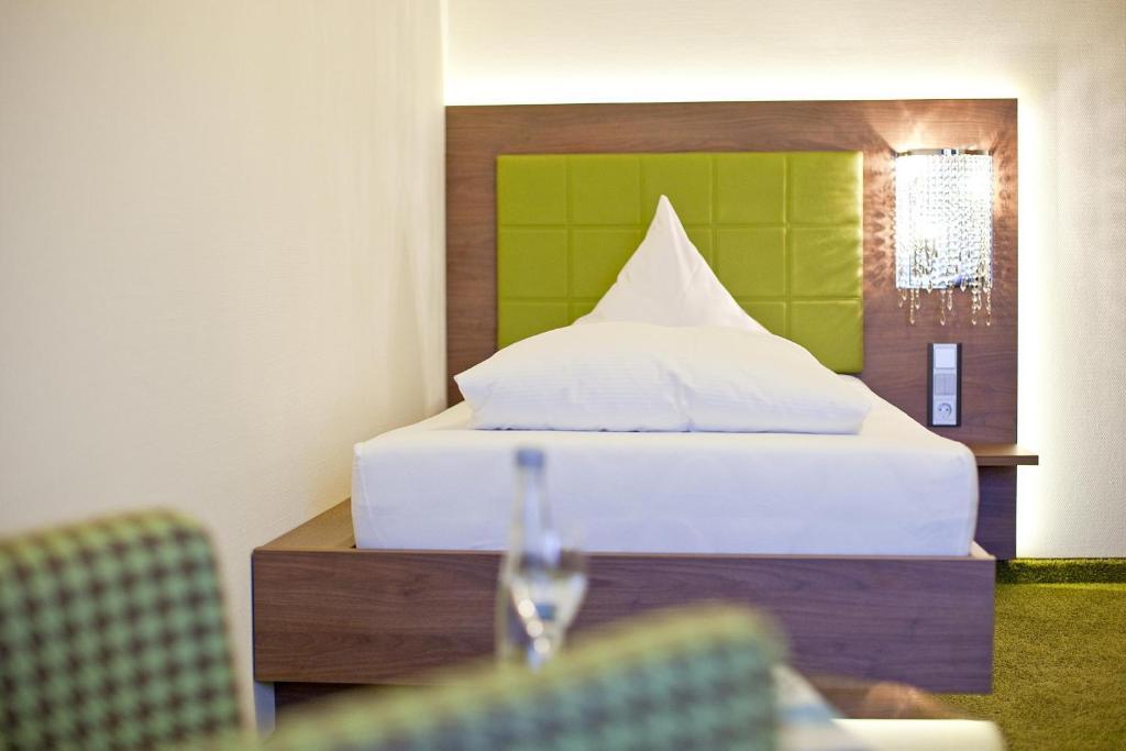 Hotel Hirsch Leonberg Pokój zdjęcie