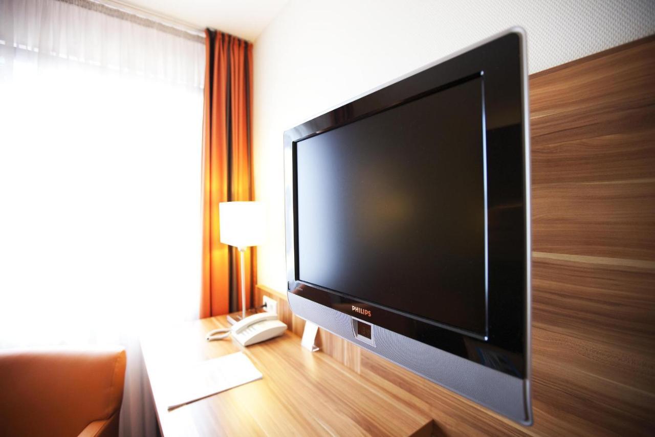 Hotel Hirsch Leonberg Pokój zdjęcie