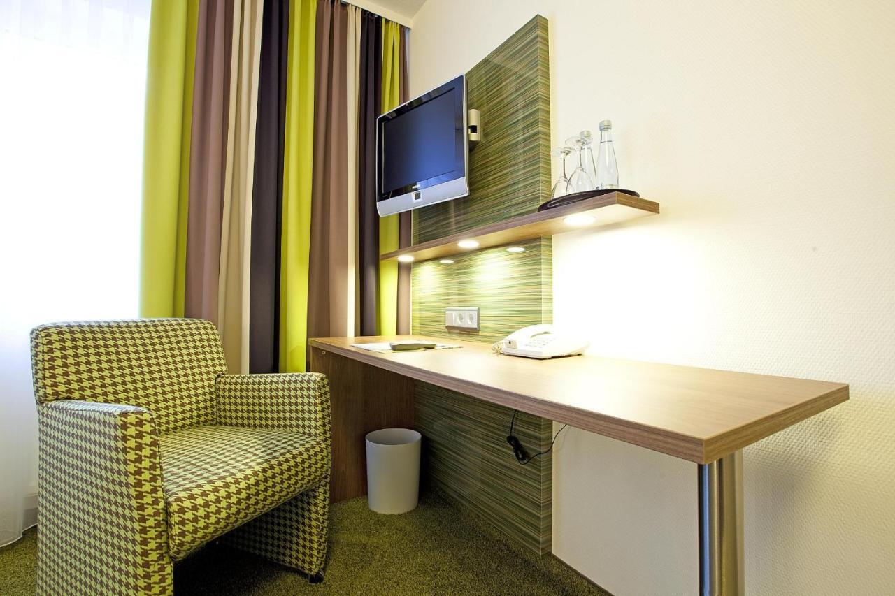 Hotel Hirsch Leonberg Pokój zdjęcie
