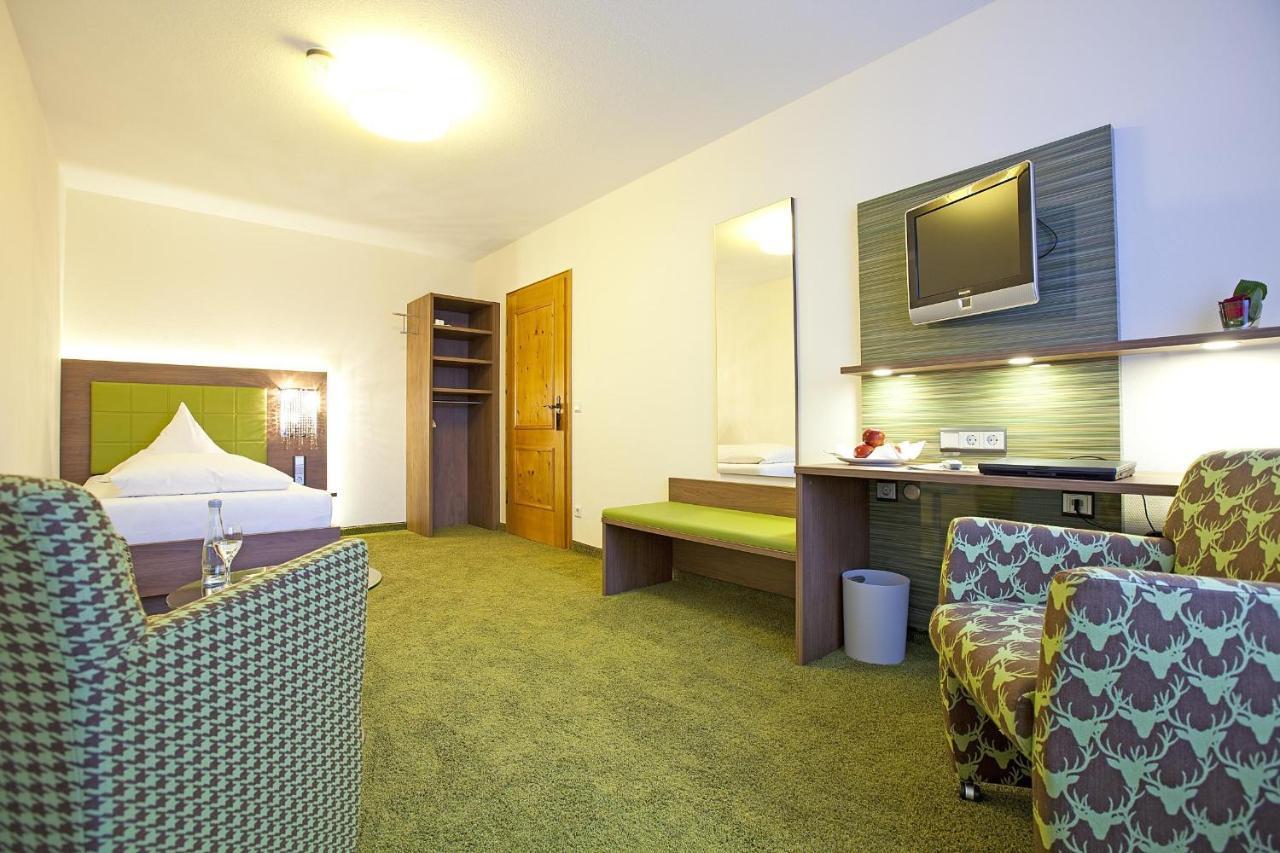 Hotel Hirsch Leonberg Pokój zdjęcie
